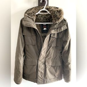TNA Niseko Winter Jacket Sz M (Like New)